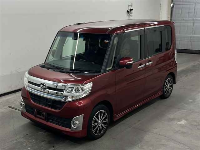 DAIHATSU TANTO 2015