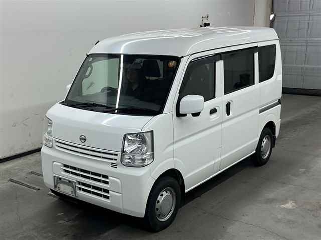 NISSAN CLIPPER VAN 2017