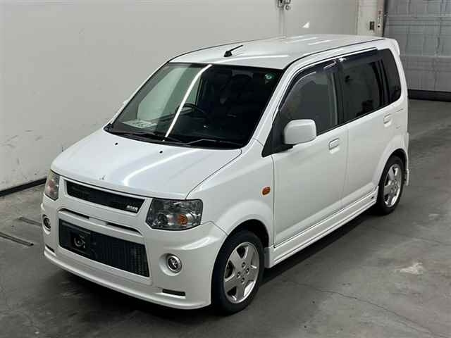 MITSUBISHI EK SPORTS 2010