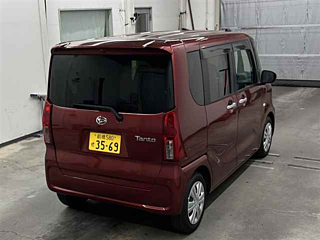 DAIHATSU TANTO 2024