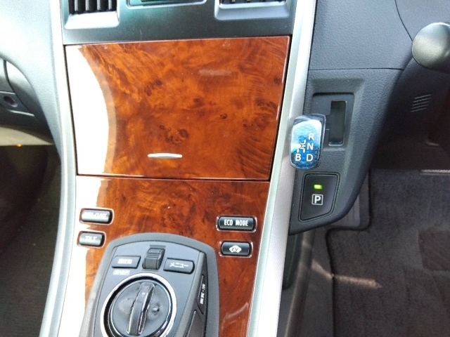 TOYOTA SAI 2012