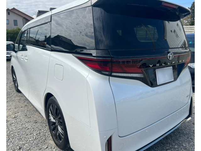 TOYOTA VELLFIRE 2023