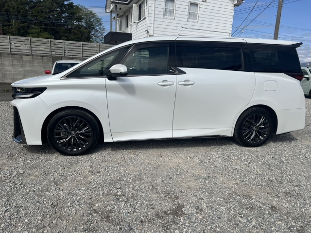 TOYOTA VELLFIRE 2023