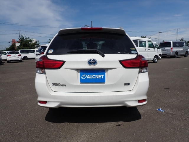 TOYOTA COROLLA FIELDER 2020