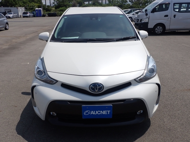 TOYOTA PRIUS ALPHA 2020