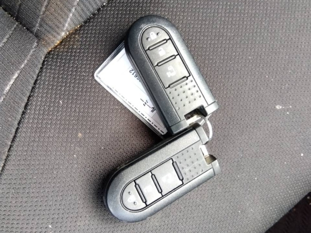 TOYOTA ROOMY 2020