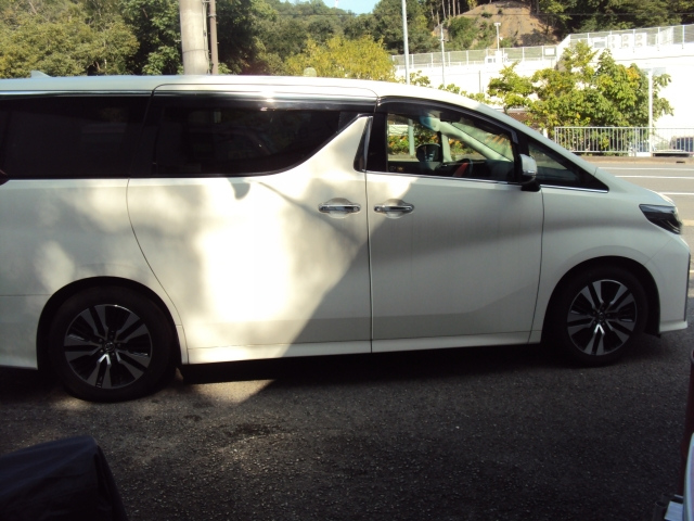 TOYOTA ALPHARD 2018