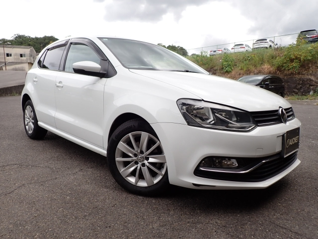 VOLKSWAGEN POLO 2015
