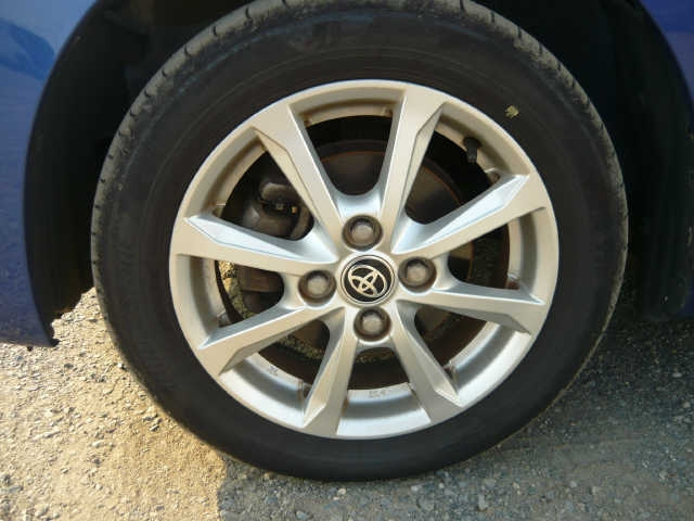 TOYOTA PIXIS MEGA 2018