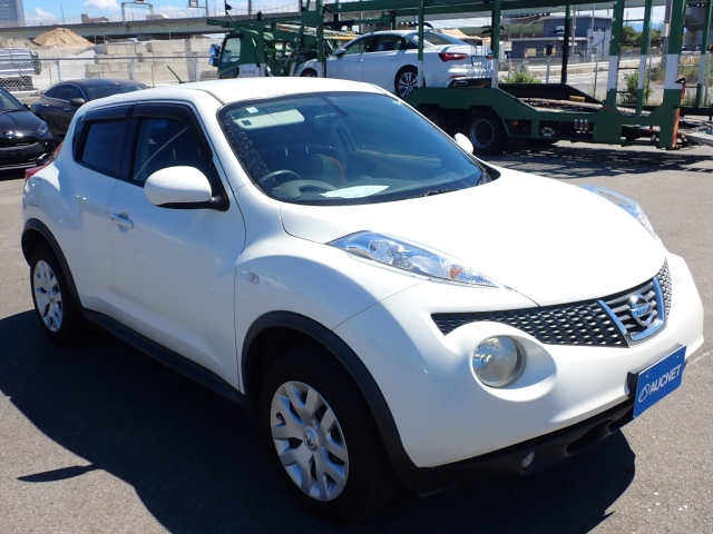 NISSAN JUKE 2012
