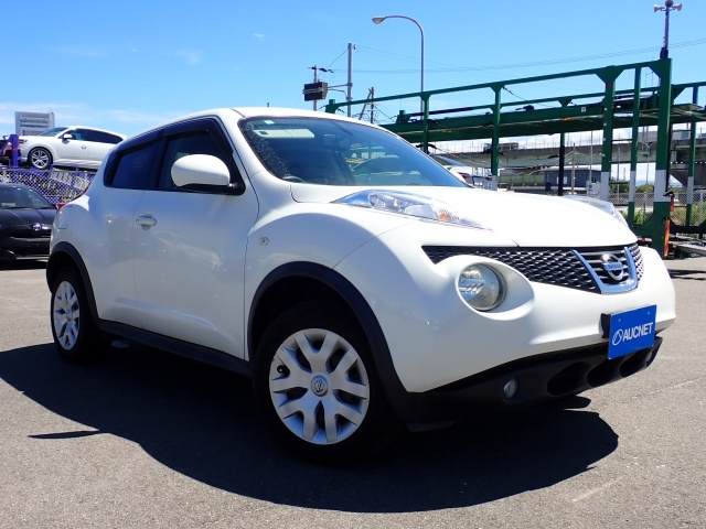 NISSAN JUKE 2012