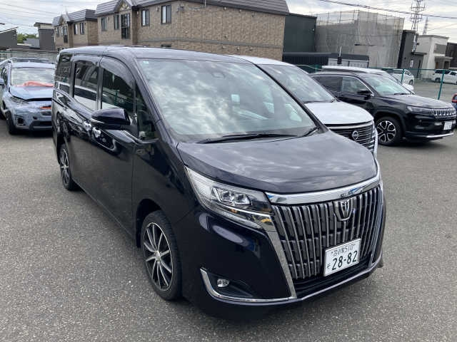TOYOTA ESQUIRE 2018