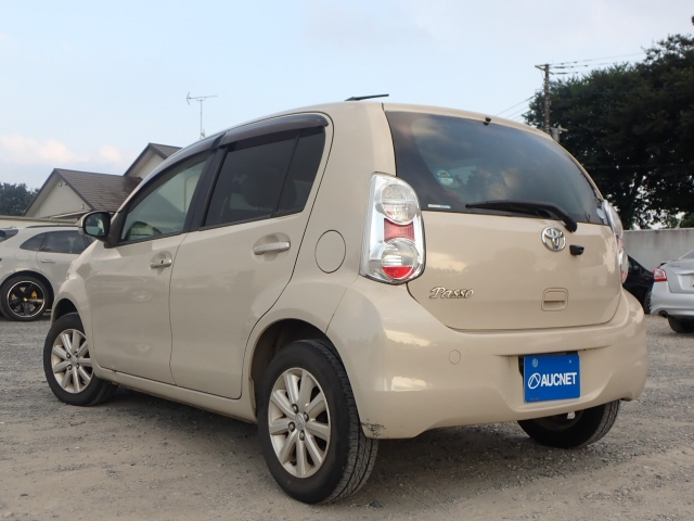 TOYOTA PASSO 2010