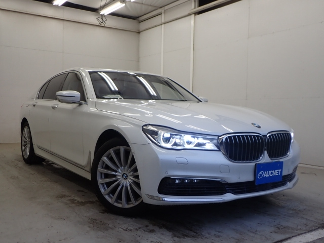 BMW 7 SERIES 2016