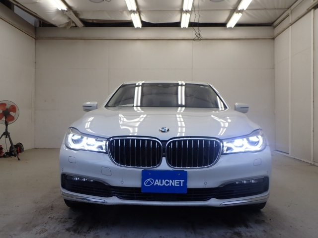 BMW 7 SERIES 2016