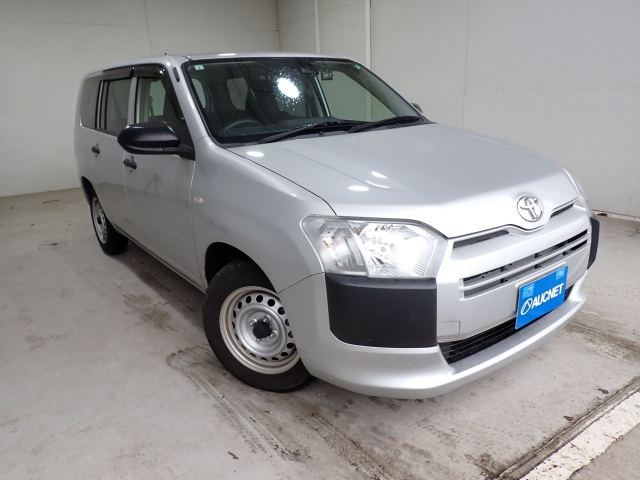 TOYOTA PROBOX 2023