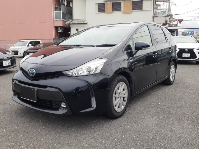 TOYOTA PRIUS ALPHA 2017