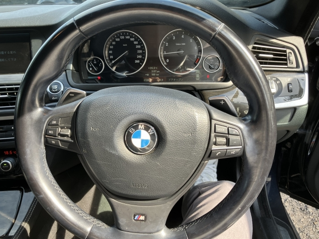 BMW 5 SERIES 2012