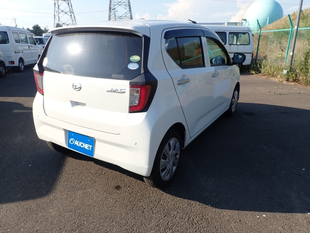 DAIHATSU MIRA E S 2020