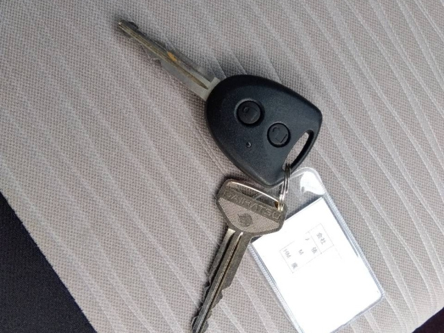 DAIHATSU MIRA E S 2019