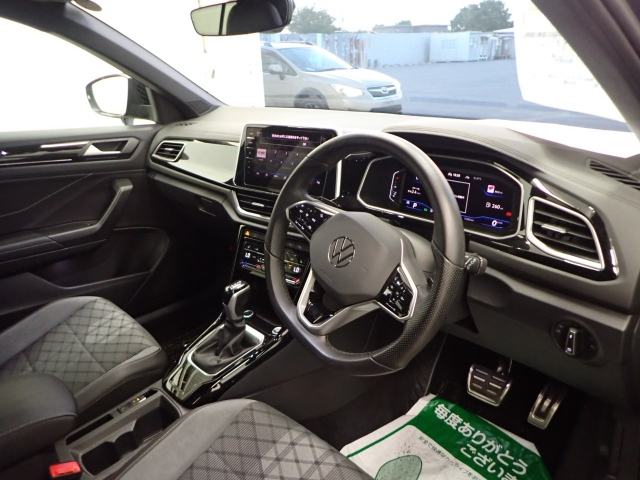 VOLKSWAGEN T-ROC 2023