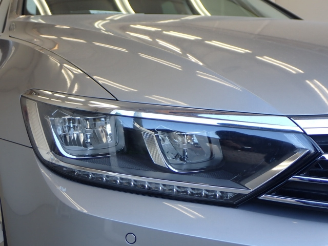 VOLKSWAGEN PASSAT 2017