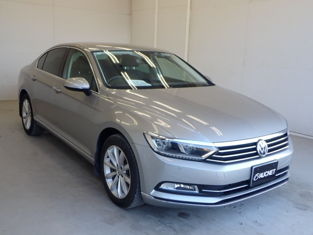 VOLKSWAGEN PASSAT 2017