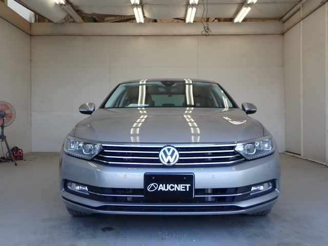 VOLKSWAGEN PASSAT 2017