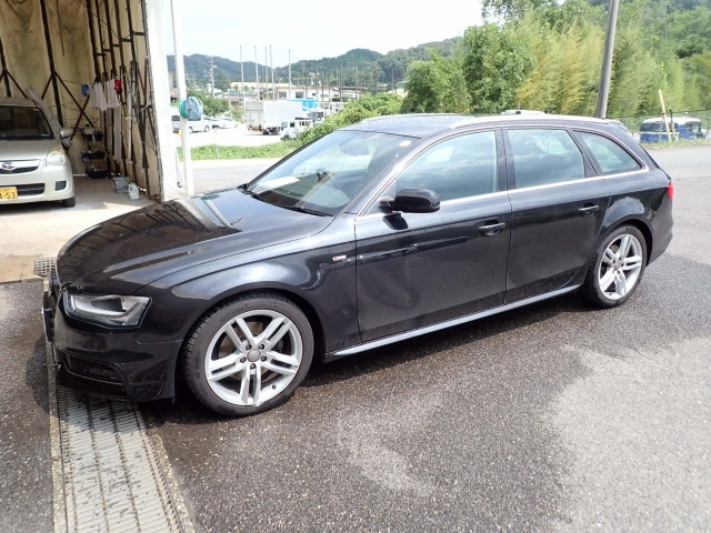 AUDI A4 2013