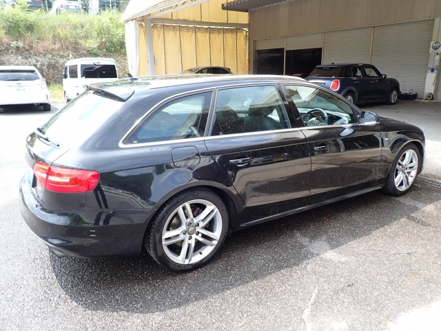 AUDI A4 2013