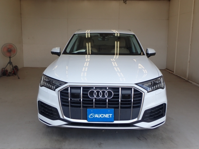 AUDI Q7 2020