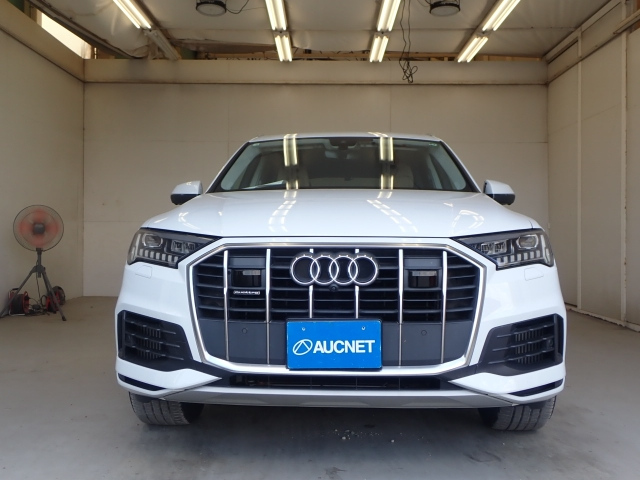 AUDI Q7 2020