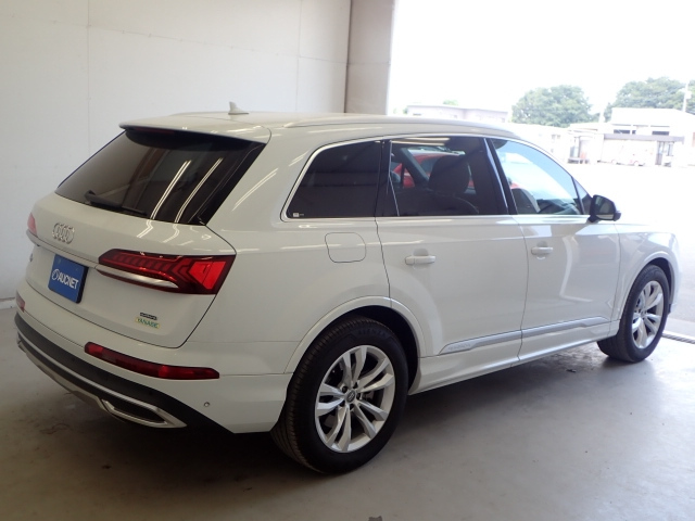 AUDI Q7 2020
