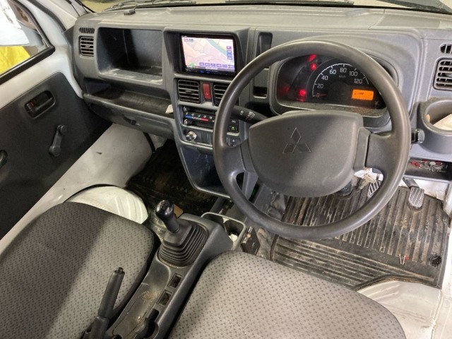 MITSUBISHI MINICAB TRUCK 2017