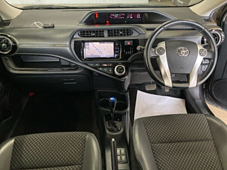 TOYOTA AQUA 2015