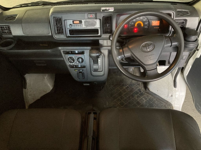 TOYOTA PIXIS VAN 2019