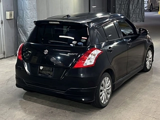 SUZUKI SWIFT 2012