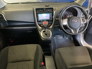 SUBARU TREZIA 2014
