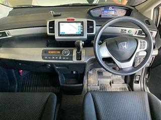 HONDA FREED 2012