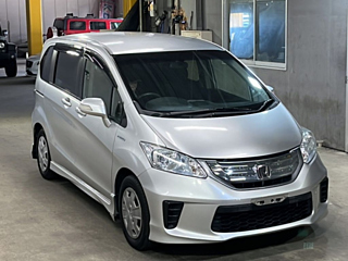 HONDA FREED 2012