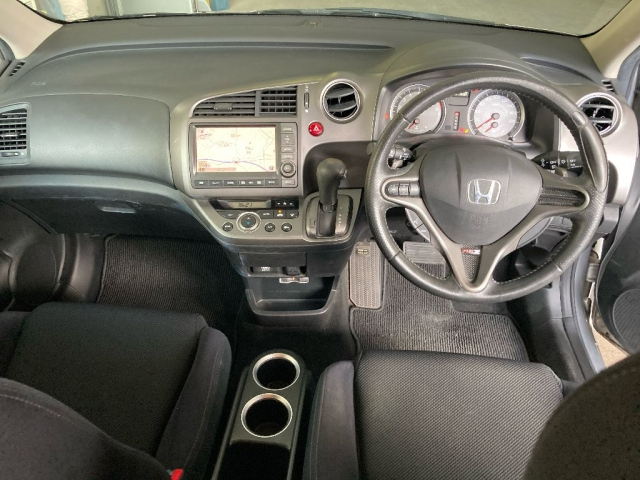 HONDA STREAM 2008