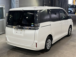TOYOTA VOXY 2020