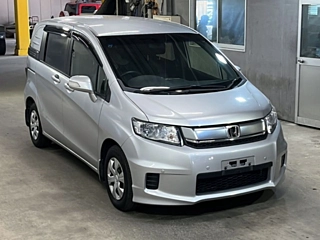 HONDA FREED 2015
