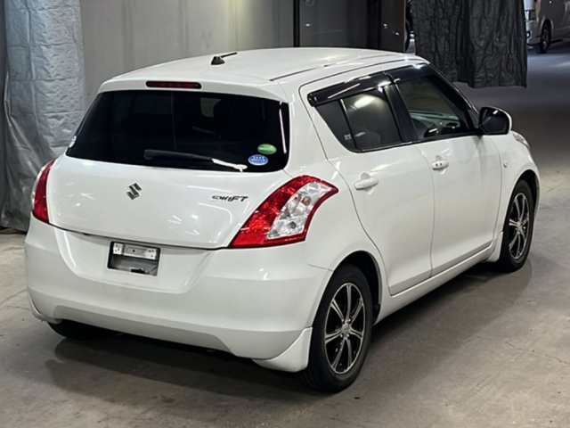 SUZUKI SWIFT 2016