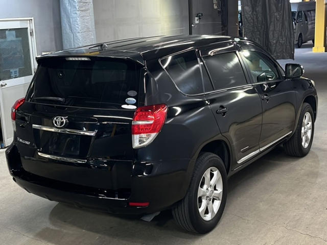 TOYOTA VANGUARD 2010