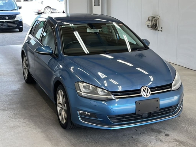 VOLKSWAGEN GOLF 2016