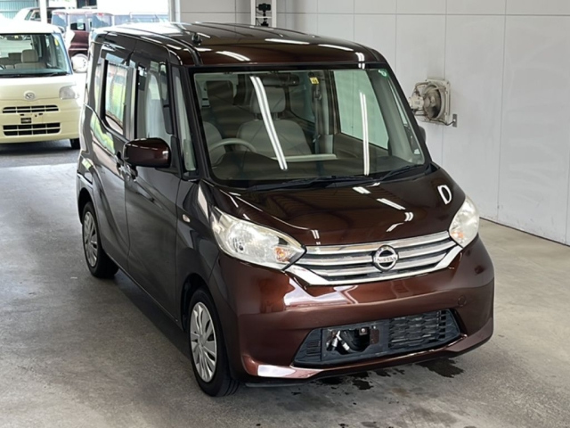 NISSAN DAYZ ROOX 2014