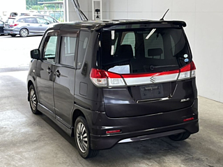 SUZUKI SOLIO 2011