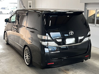 TOYOTA VELLFIRE 2010