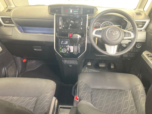 TOYOTA ROOMY 2019